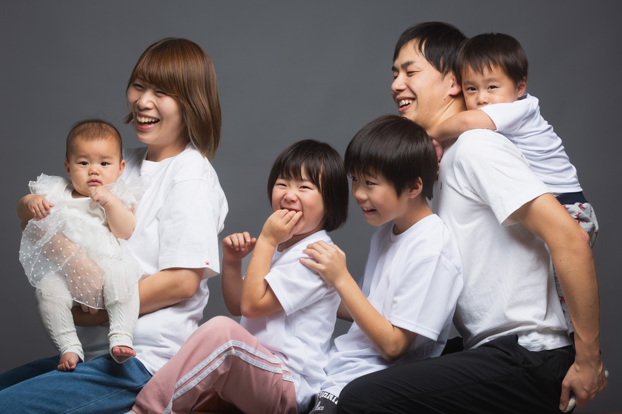 新企画「Hug & Laugh 撮影会 〜家族の温度〜